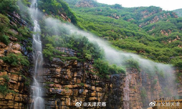 郑州小伙手机落站台,里面有很多学习资料,监控显示被老人捡到